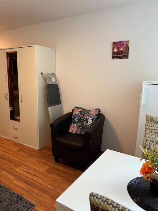 Apartment Am Stuttgarter Flughafen / Messe Leinfelden-Echterdingen Bagian luar foto