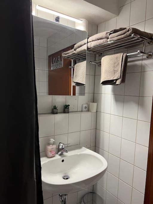 Apartment Am Stuttgarter Flughafen / Messe Leinfelden-Echterdingen Bagian luar foto
